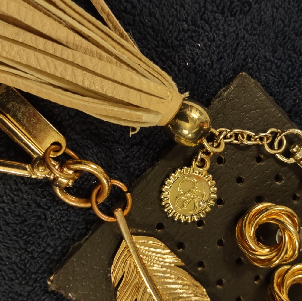 Jewelry Accessory Bundle - Picture 6 of 12